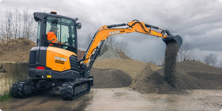 Case CE Minibagger Serie D bei der Arbeit