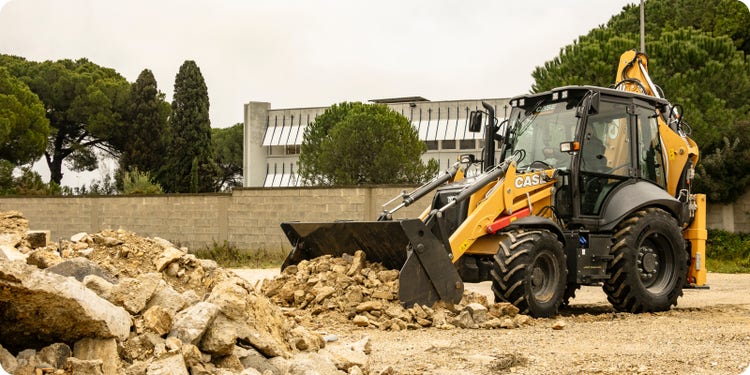 Case CE Baggerlader SV bei der Arbeit