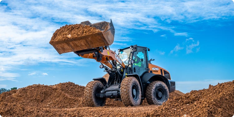 Case CE Kompaktlader Serie F bei der Arbeit