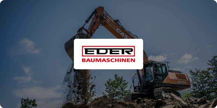 Case Kettenbagger CX370D auf einem Erdhügel.